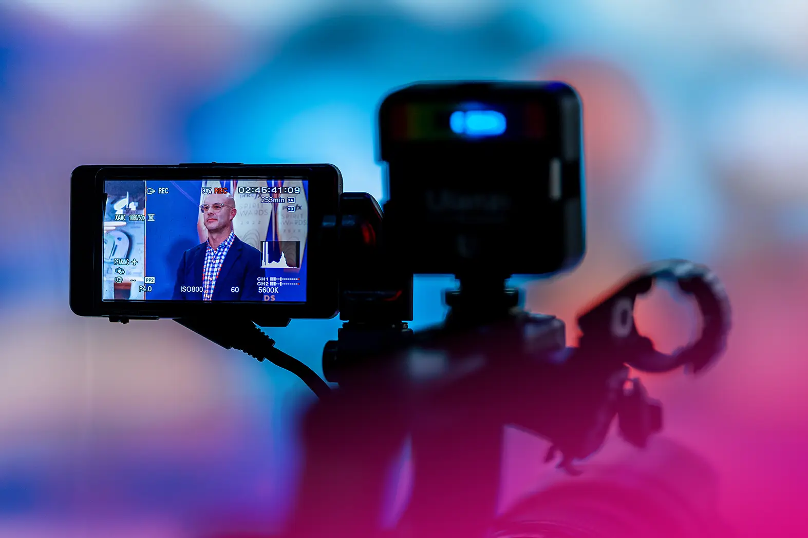 eventguru-b2b-online-event-camera-host