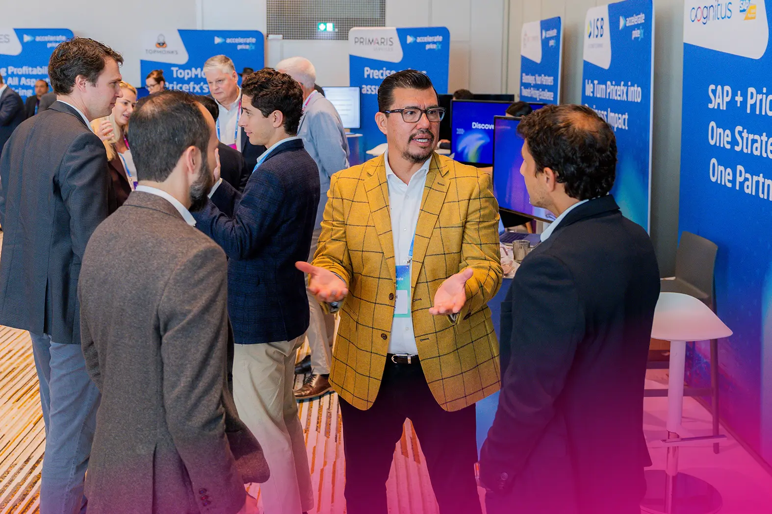 eventguru-b2b-roadshow-booth-crowd